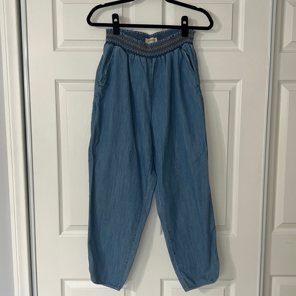 Madewell jeans with cute stretchy waist